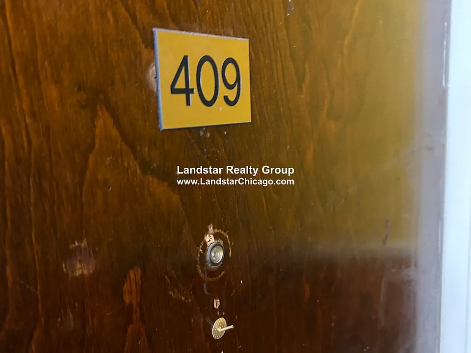 1333 W Birchwood Ave #409
