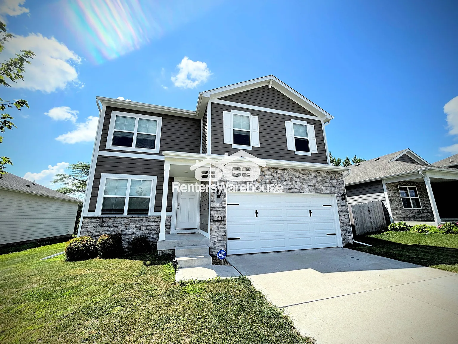 Stunning 4 Bedroom House for Rent — Photo 4