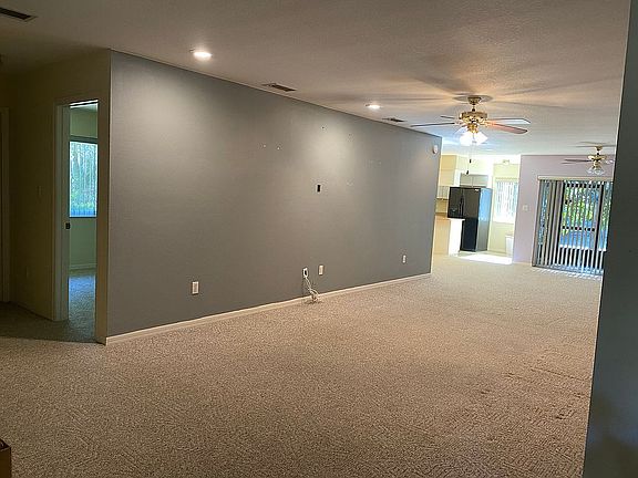 Spacious great room. 