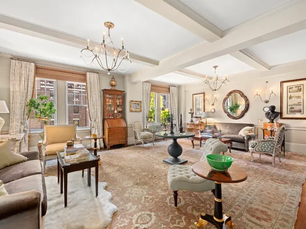 30 5th Avenue image 1 of 9