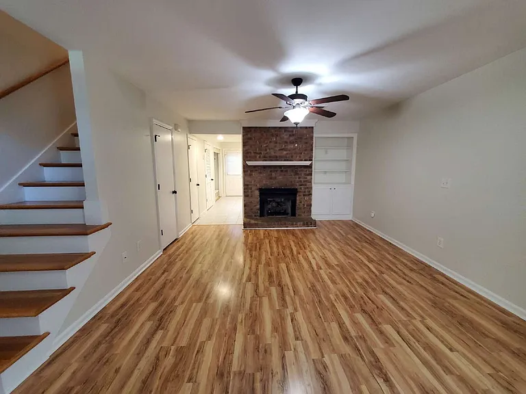 250 Sanders Ferry Rd — Photo 4