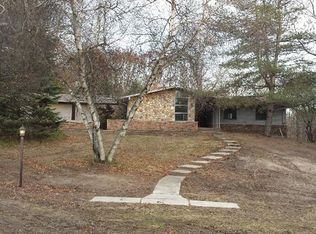 2249 Hidden Valley Rd, Howell, MI 48843
