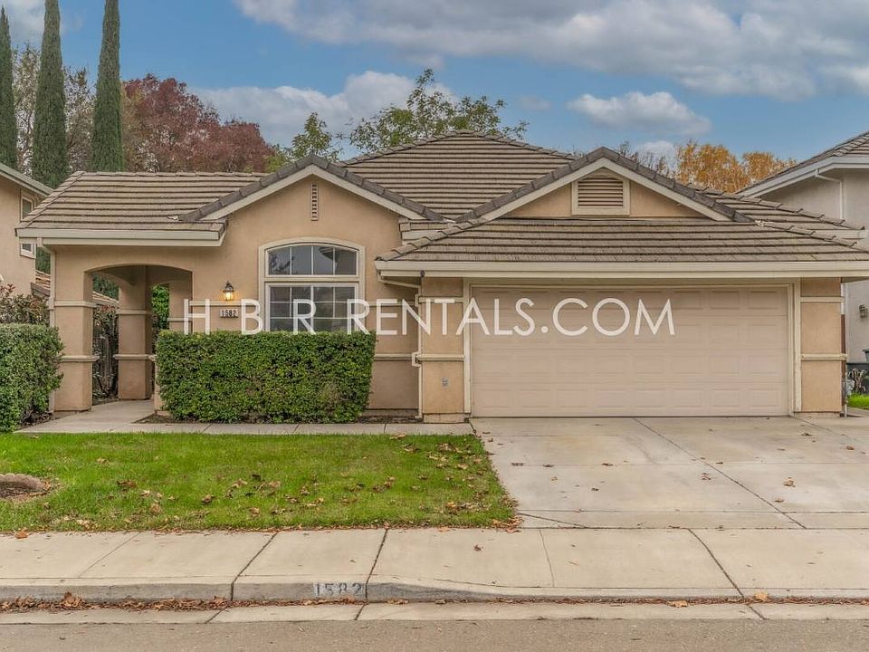 1st image of 1582 Peony Dr
