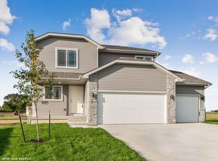 2811 NW 23rd St, Ankeny, IA 50023