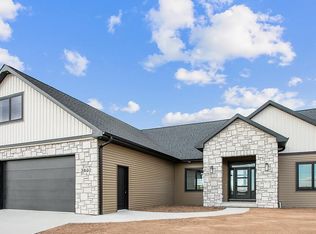 3802 E Zion Ln, Appleton, WI 54913