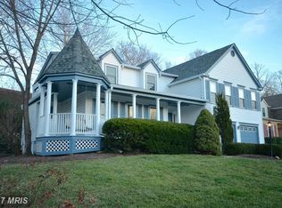 1 Webley Ct, Sterling, VA 20165