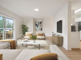 Central Park East, Bellevue, WA 98007