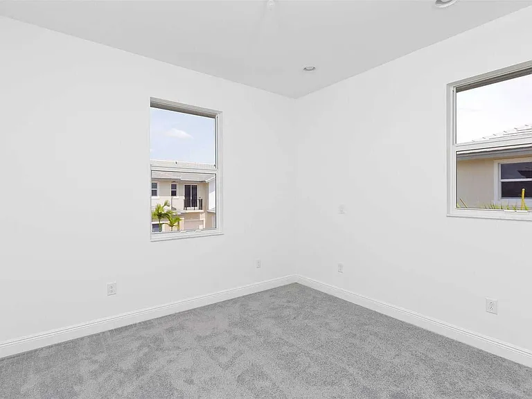 Pines Cir — Photo 15