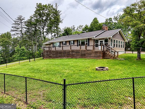 2nd image of 497 Hidden Lake Rd