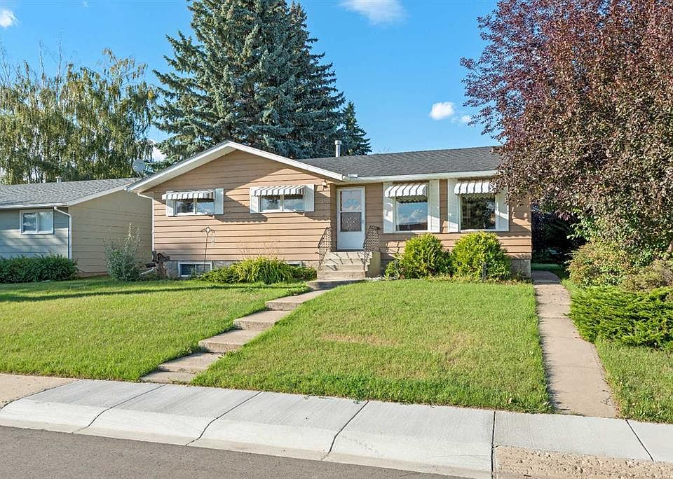 1st image of 616 6th St SE
