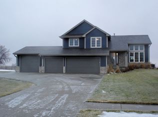 864 Brookside Dr, Jefferson, SD 57038