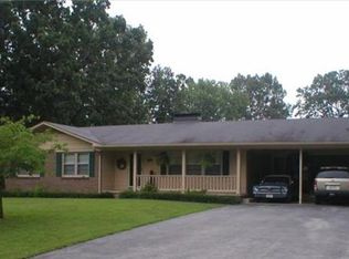 1621 Grandaddy Rd, Lawrenceburg, TN 38464