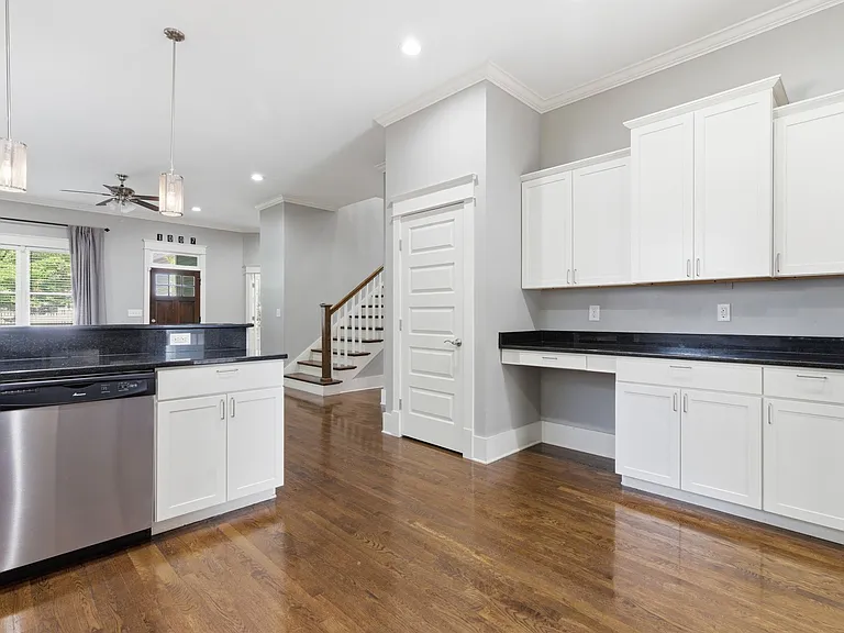 1007 Joseph Ave — Photo 13
