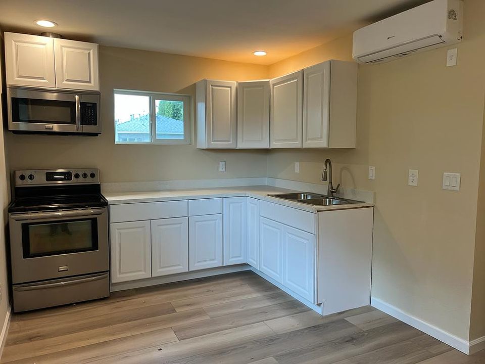 1st image of 597 N 17th St #D