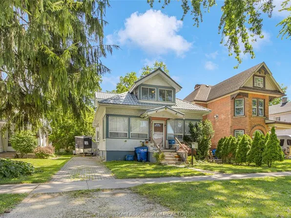 97 Victoria Ave, Chatham Kent, ON N7L 3A2