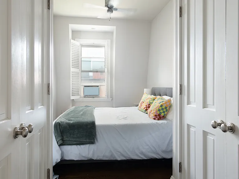 281 Beacon St #18 — Photo 15