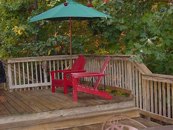 Private Two Level Deck