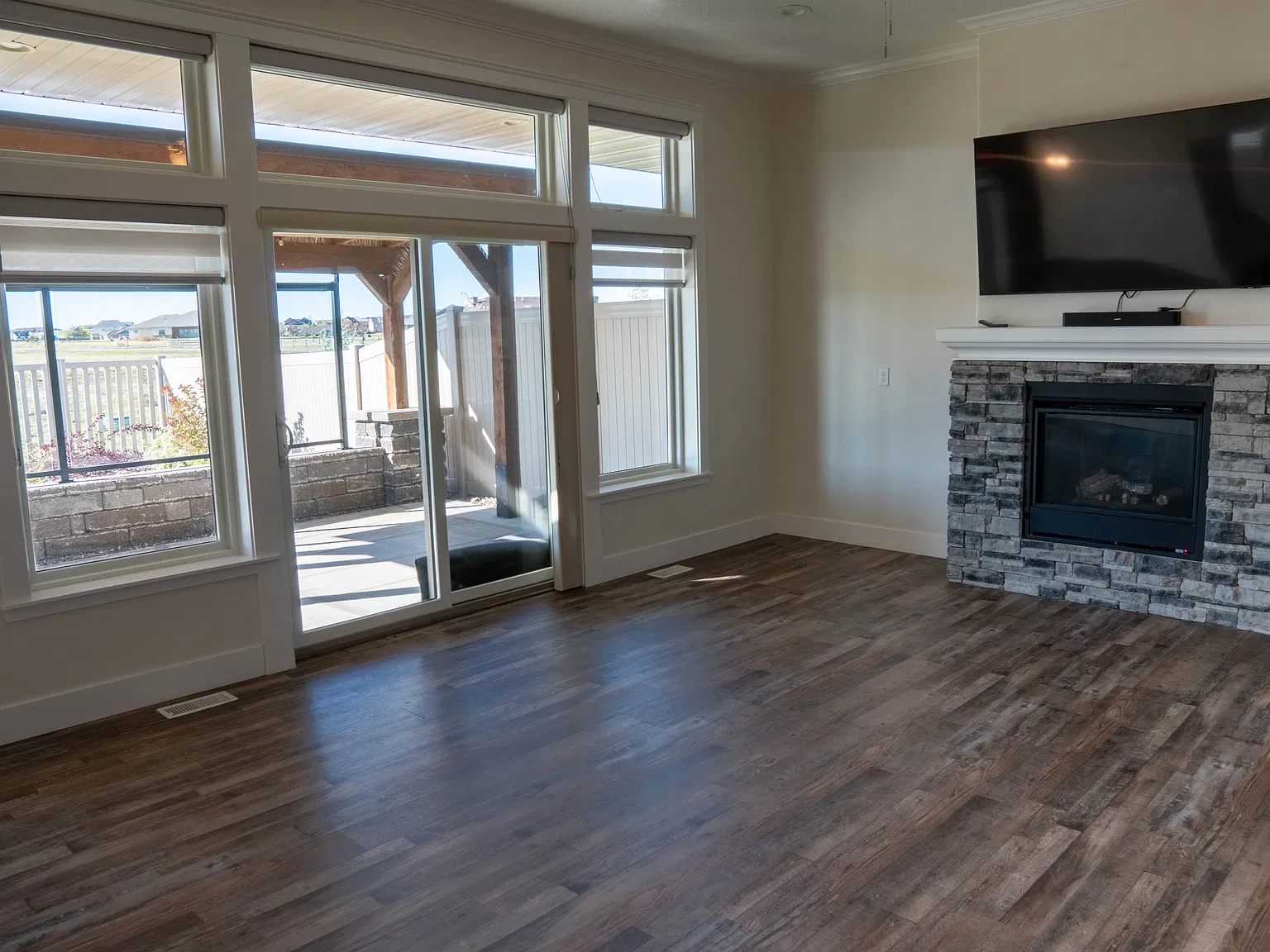 3 bed, 1639 sqft, $2,800 — Photo 3