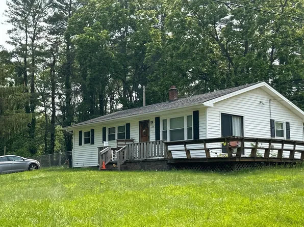 109 Pres Jackson Rd, Wytheville, VA 24360