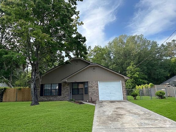 2nd image of 708 Timber Ridge Trl