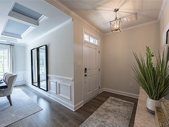 2nd image of 11562 Pine Willow Circle Gln