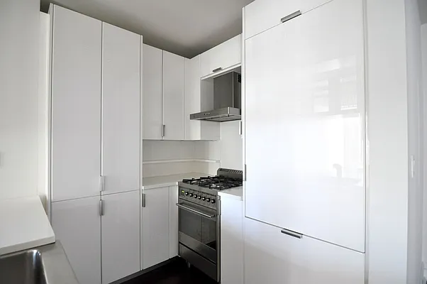 Rented by Nest Seekers International | media 66