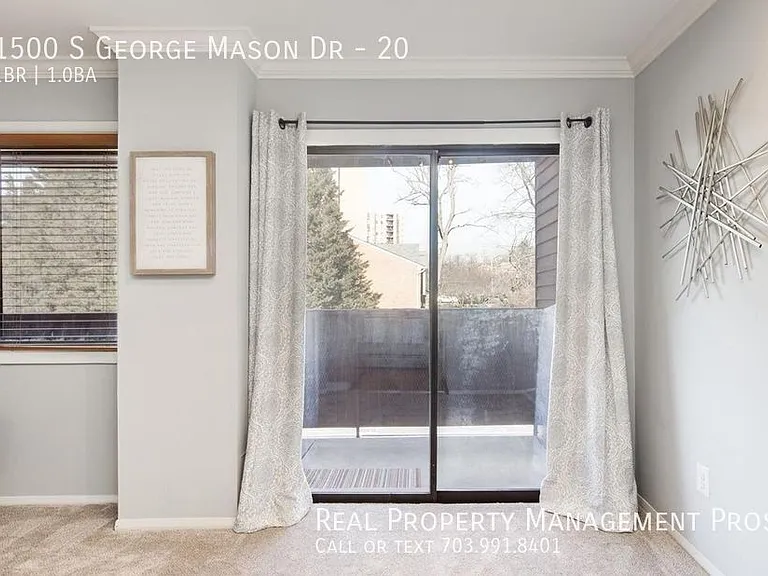 1500 S George Mason Dr #20 — Photo 13