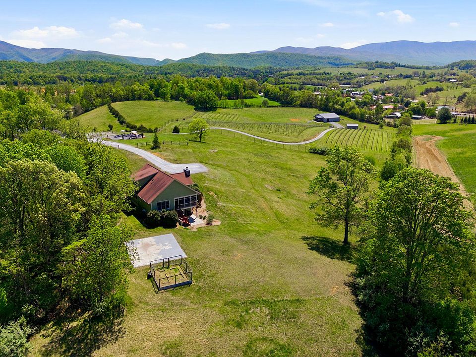 1st image of 60 Great Valley Ln