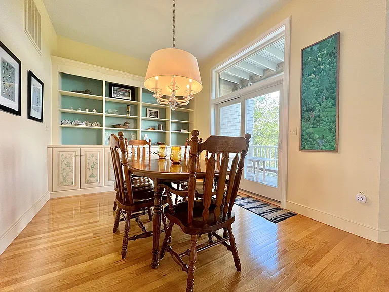 15 Hammersmith Rd #16 — Photo 10