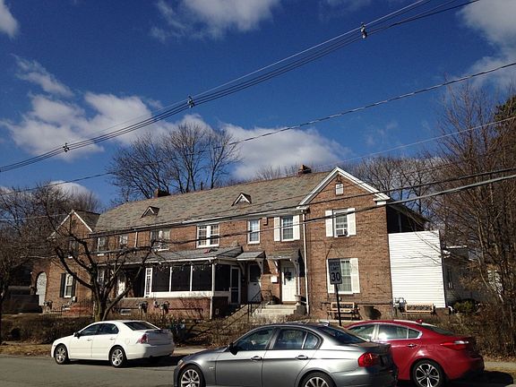 3rd image of 167 Fullerton Ave