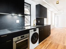 159 S 2nd St, Brooklyn, NY