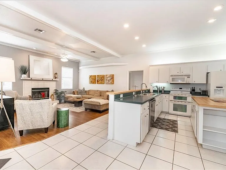 5845 Danterbury Ct — Photo 16