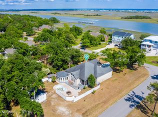 103 Inlet Ct, Hampstead, NC 28443
