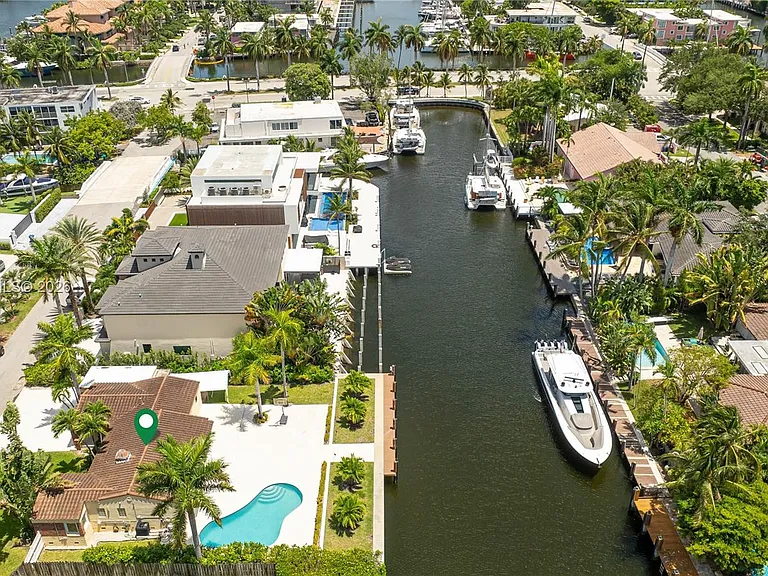 330 Coconut Isle Dr — Photo 33