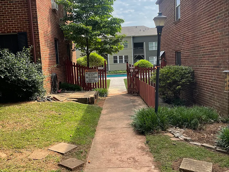 2429 Lawrenceville Hwy #8 — Photo 16