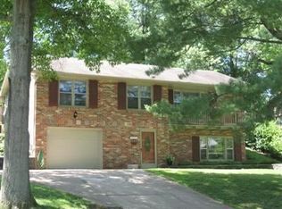 1913 Cole Dr, Jefferson City, MO 65109