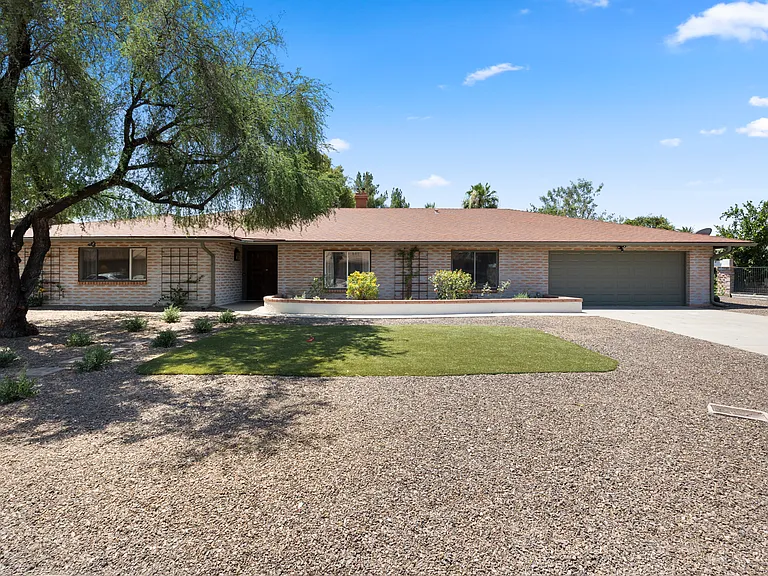 5449 E Larkspur Dr — Photo 20