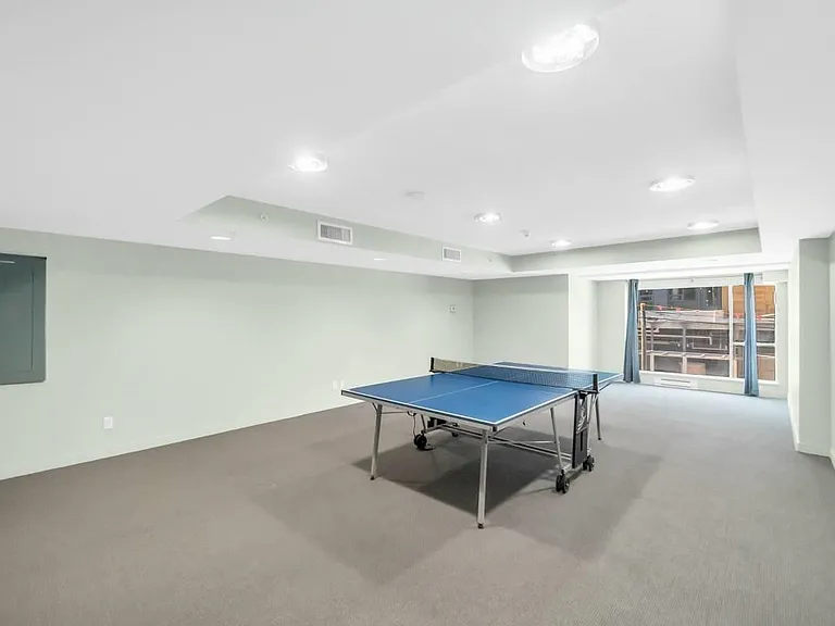 6733 Buswell St #803 — Photo 25