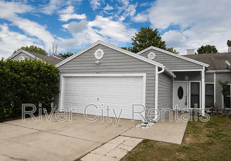 849 Candleknoll Ln — Photo 1