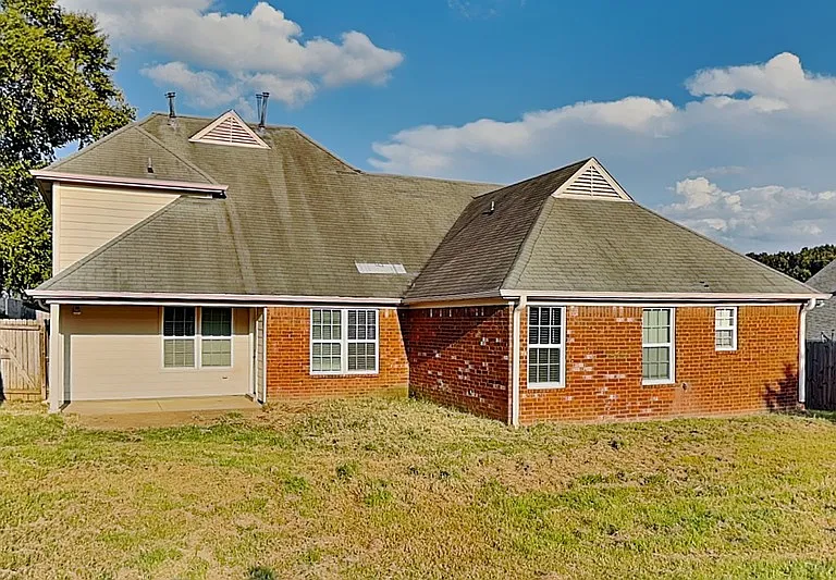 1071 Red Fern Cir E — Photo 18