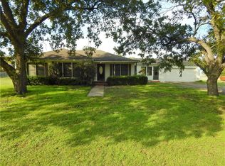 425 W 7th St, Crawford, TX 76638