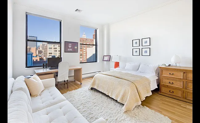 Sold by Douglas Elliman | media 18