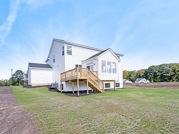 4th image of 3084 Deerhaven Dr