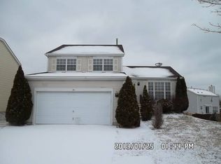 416 Hummingbird Ln, Bolingbrook, IL 60440