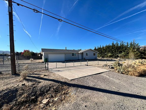 2nd image of 1440 Hot Springs Rd