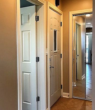 3rd image of 2306 N Mason Ave #2R