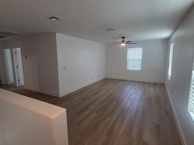 5220 S Hadron — Photo 15