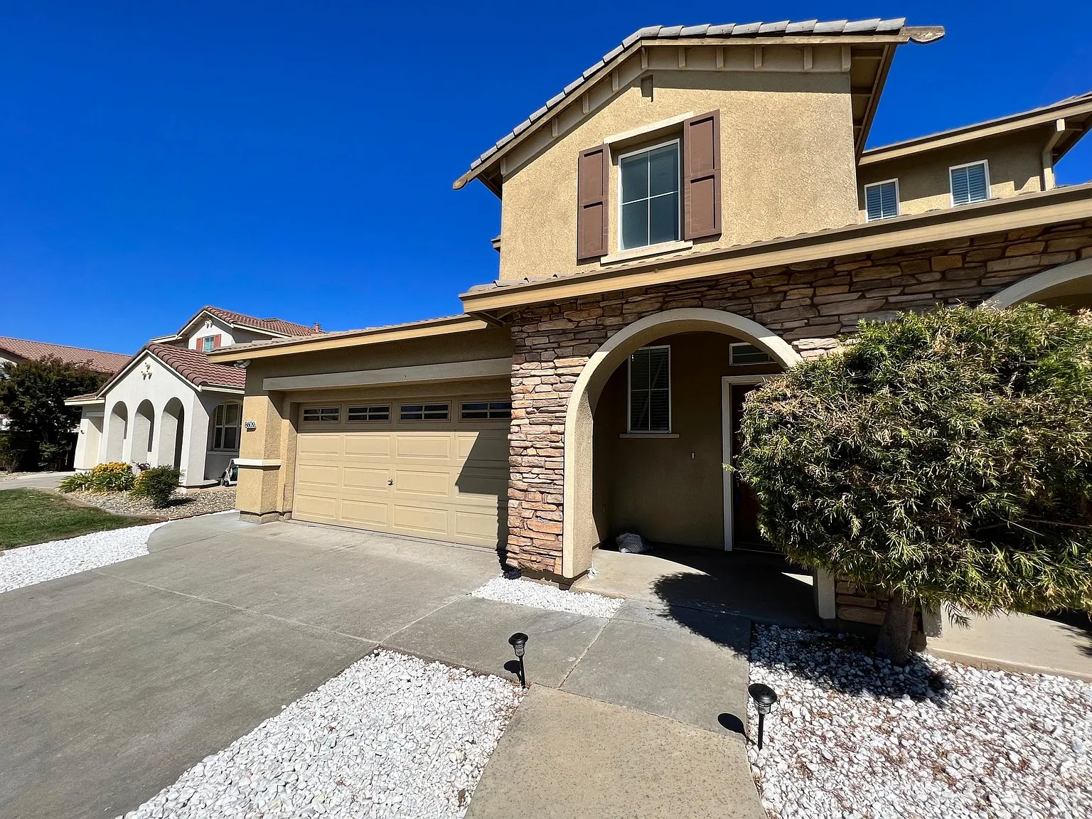 8609 Brush Way photo 1