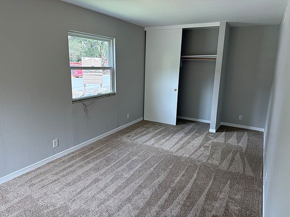 3rd image of 401 Pine St APT A