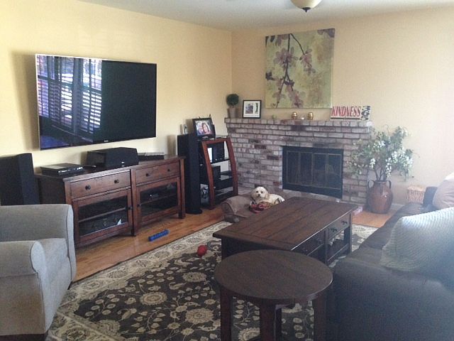 1st image of 253 Oak Ave APT C